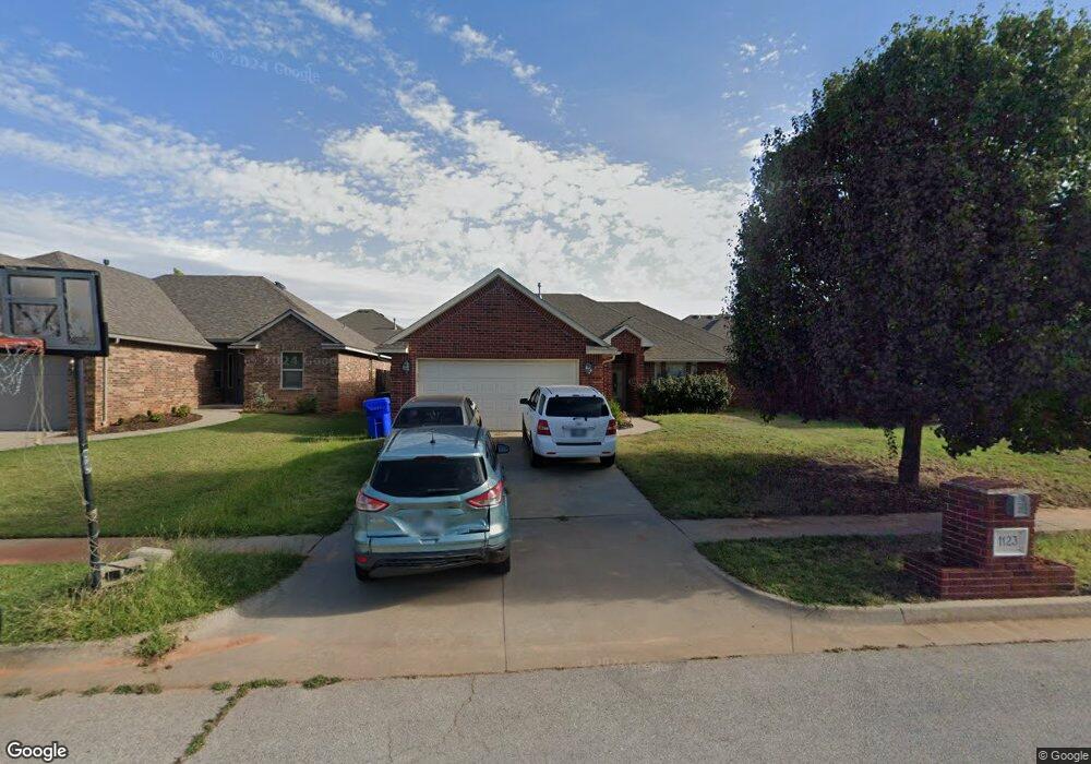 1123 Prairie Dunes Ct, Norman, OK 73072 - photo 1