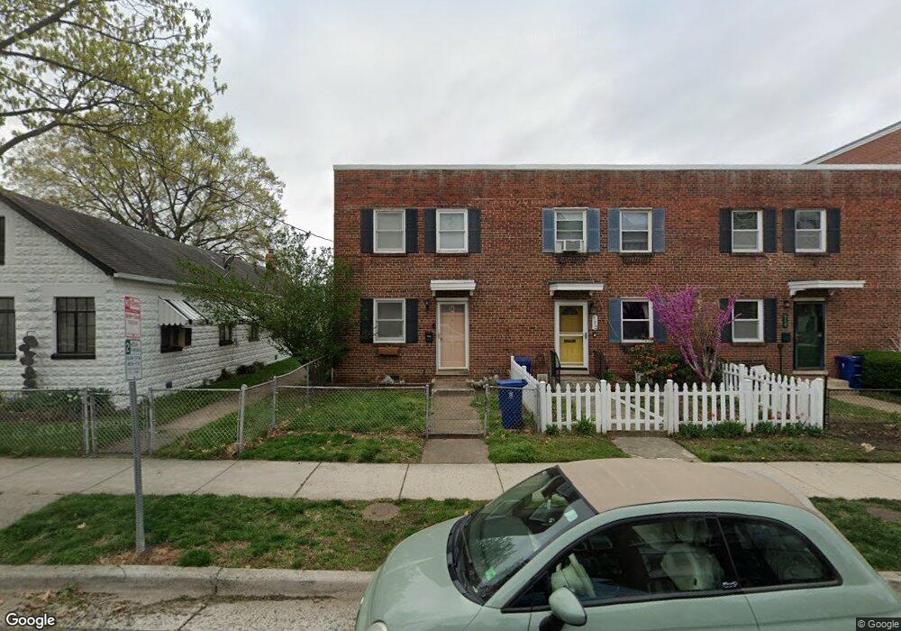 910 N Columbus St, Alexandria, VA 22314 - photo 1