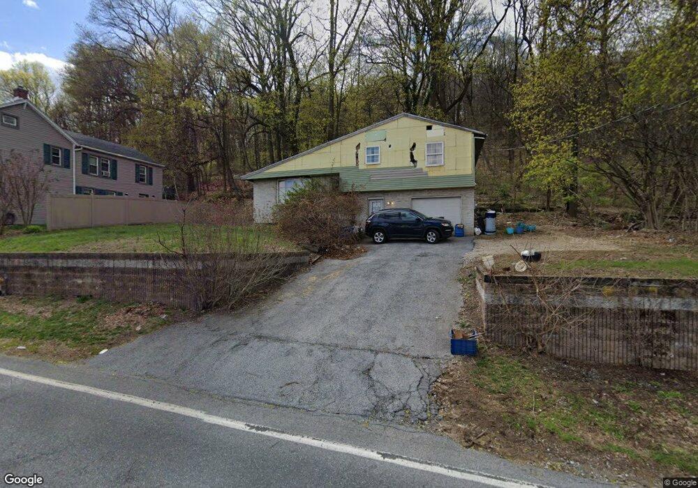 6 W Neversink Rd, Reading, PA 19606 - photo 1