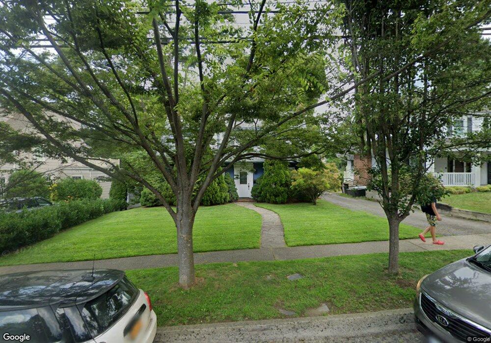 9 Murray Ave, Port Washington, NY 11050 - photo 1