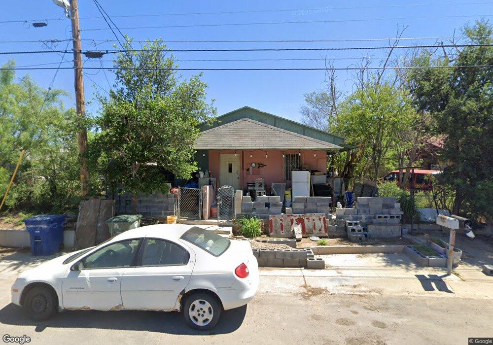 2005 Monterrey Ave, Laredo, TX 78040 - photo 1