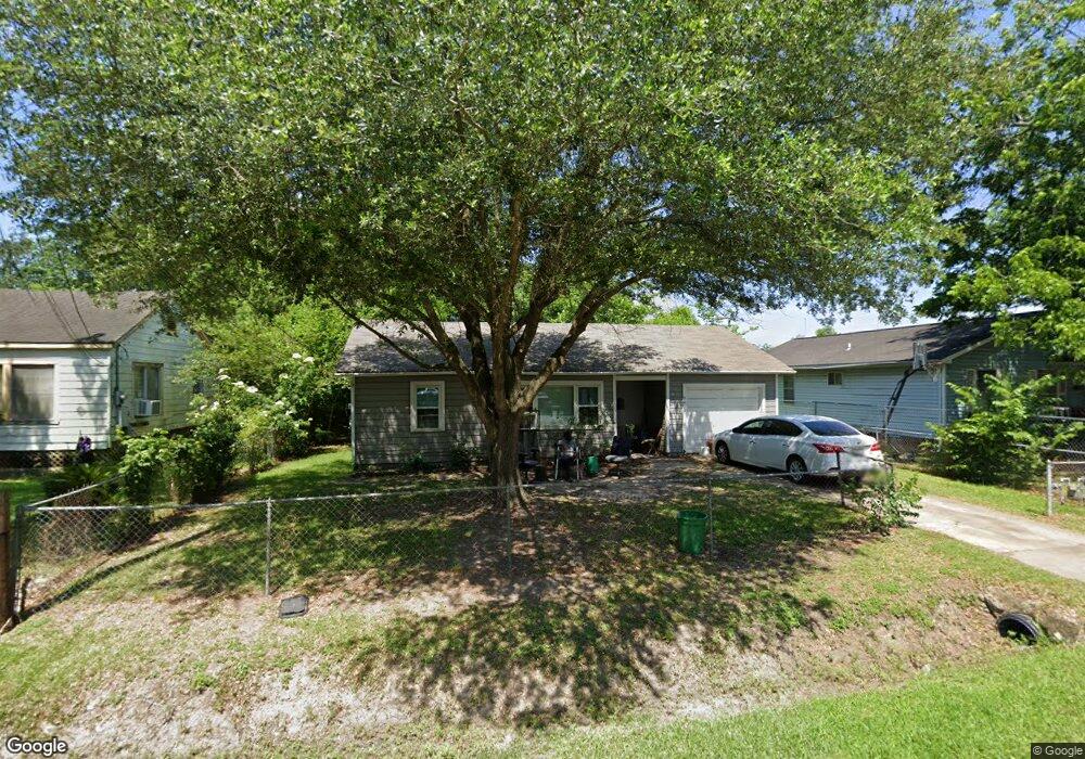 3909 Leffingwell St, Houston, TX 77026 - photo 1