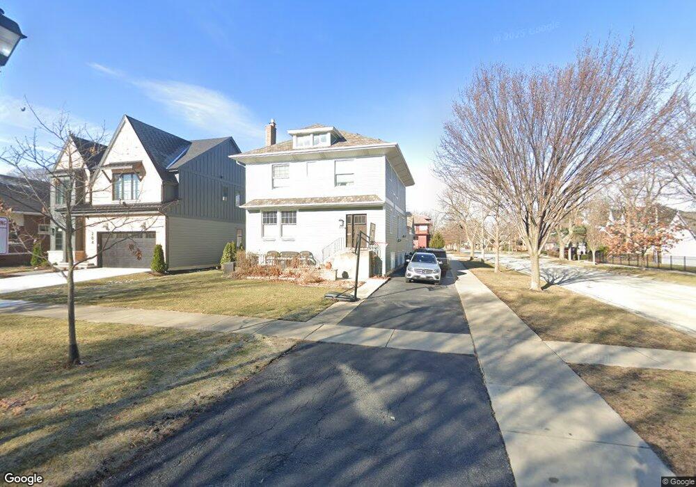 210 N Larch Ave, Elmhurst, IL 60126 - photo 1