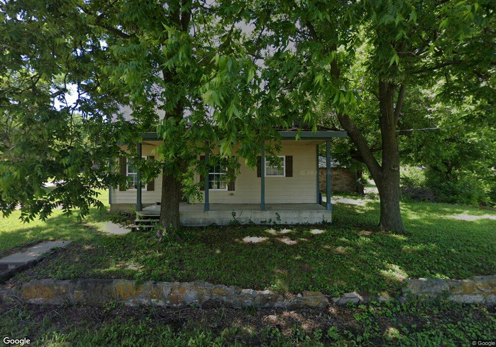 103 S Michigan Ave, Cushing, OK 74023 - photo 1