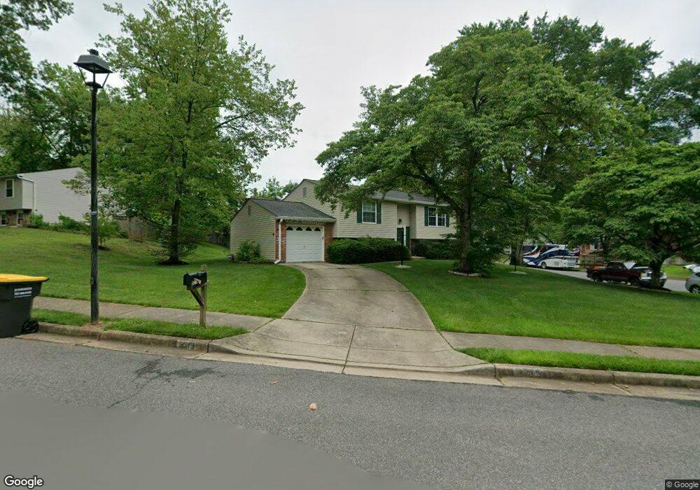 9213 Honey Creeper Ct, Burke, VA 22015 - photo 1