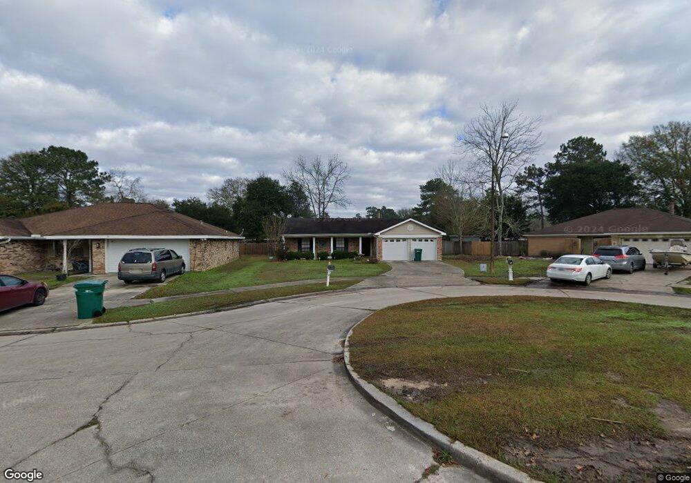 504 E Lake Catahoula Ct, Slidell, LA 70461 - photo 1