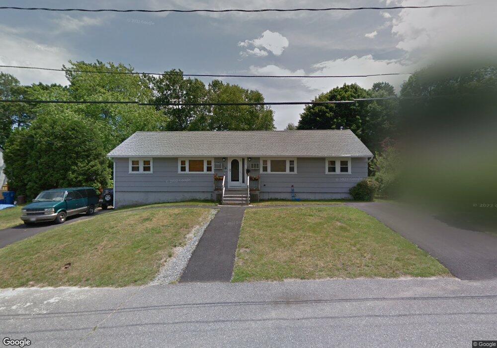 24 Ridgewood Cir, Lawrence, MA 01843 - photo 1