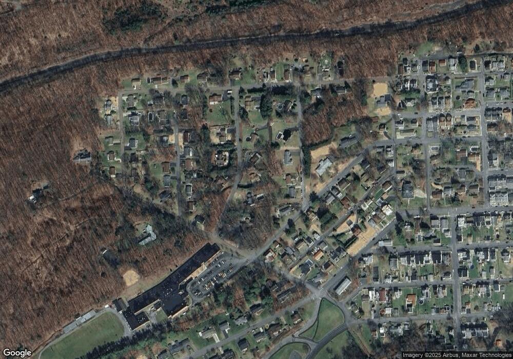 425 Beech St, Coal Township, PA 17866 - photo 1