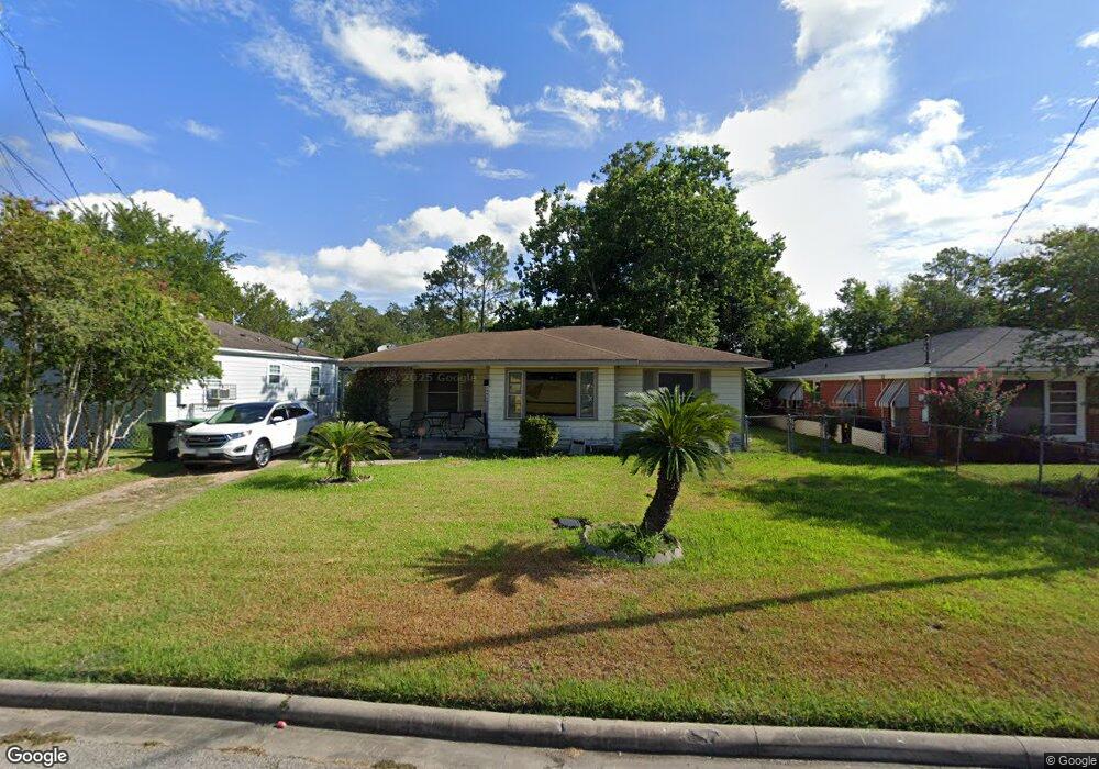 4839 Briscoe St, Houston, TX 77033 - photo 1