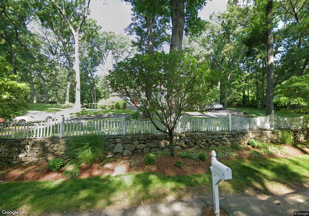 235 Grumman Ave, Norwalk, CT 06851 - photo 1