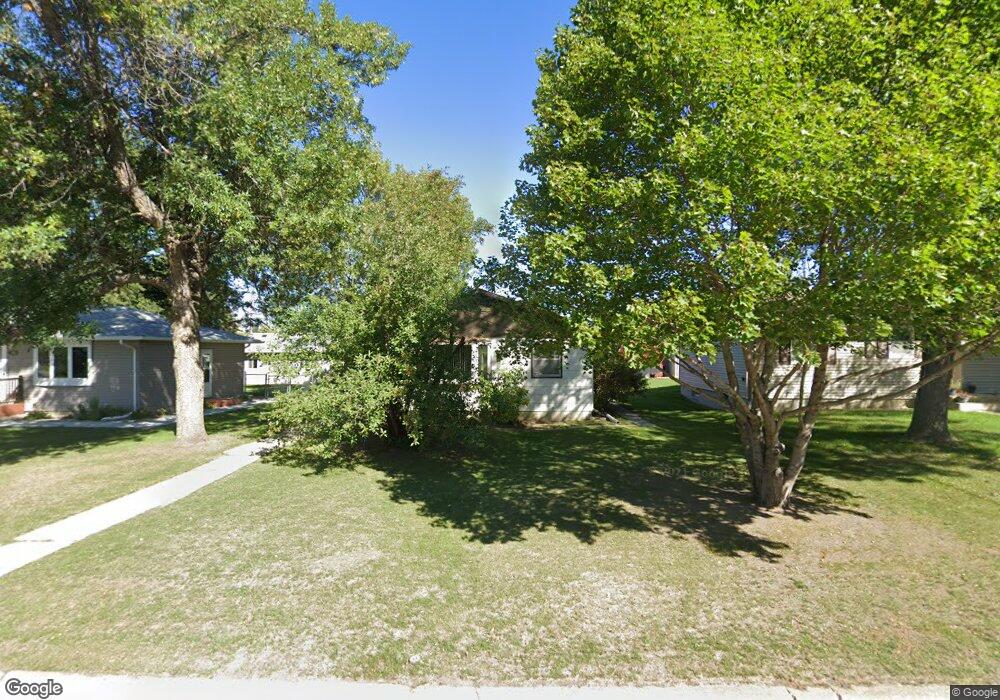 1110 16th St SW, Jamestown, ND 58401 - photo 1