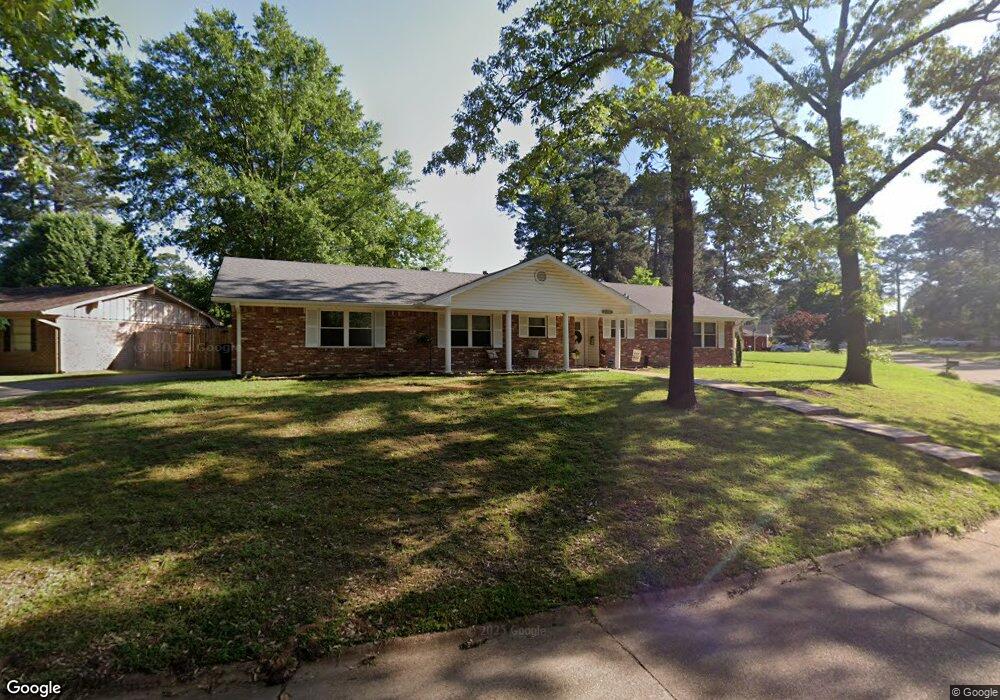 709 Diane Dr, Wake Village, TX 75501 - photo 1