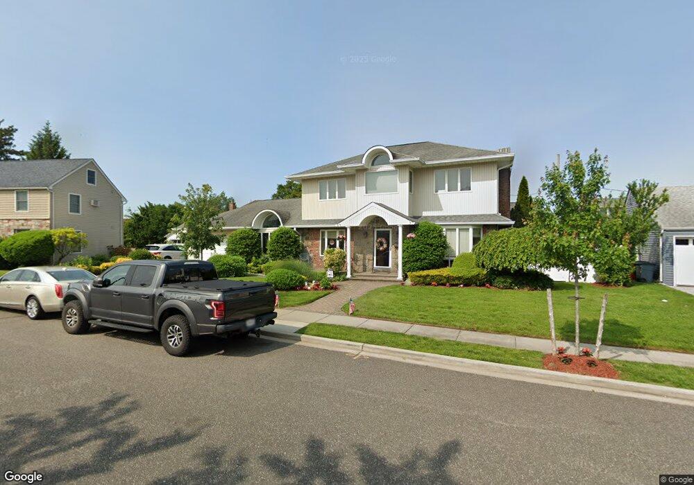 501 Foch Blvd, Mineola, NY 11501 - photo 1