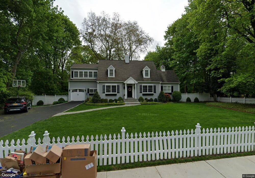 33 Tuttle Rd, Briarcliff Manor, NY 10510 - photo 1