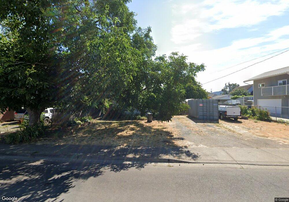 110 S 3rd St, Creswell, OR 97426 - photo 1