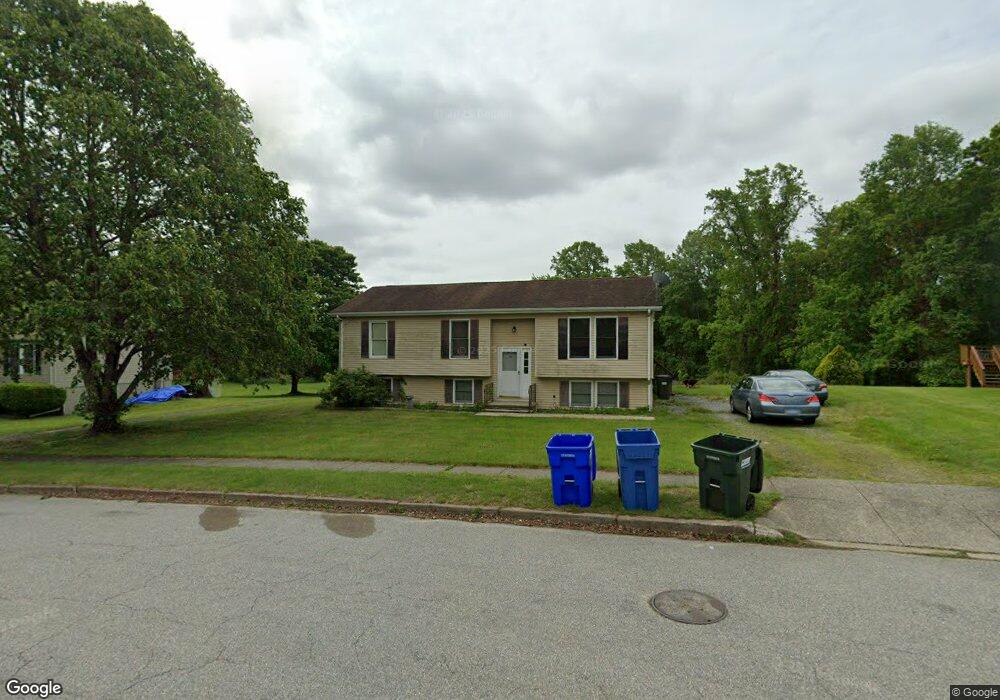 133 Dartmouth Dr, Mystic, CT 06355 - photo 1