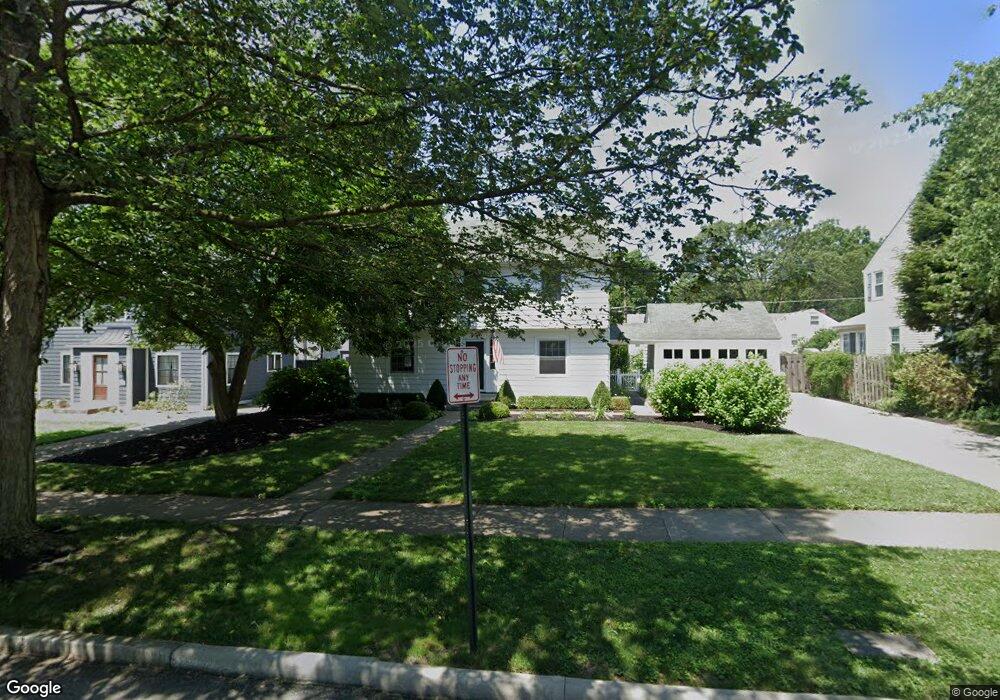 372 Fallis Rd, Columbus, OH 43214 - photo 1