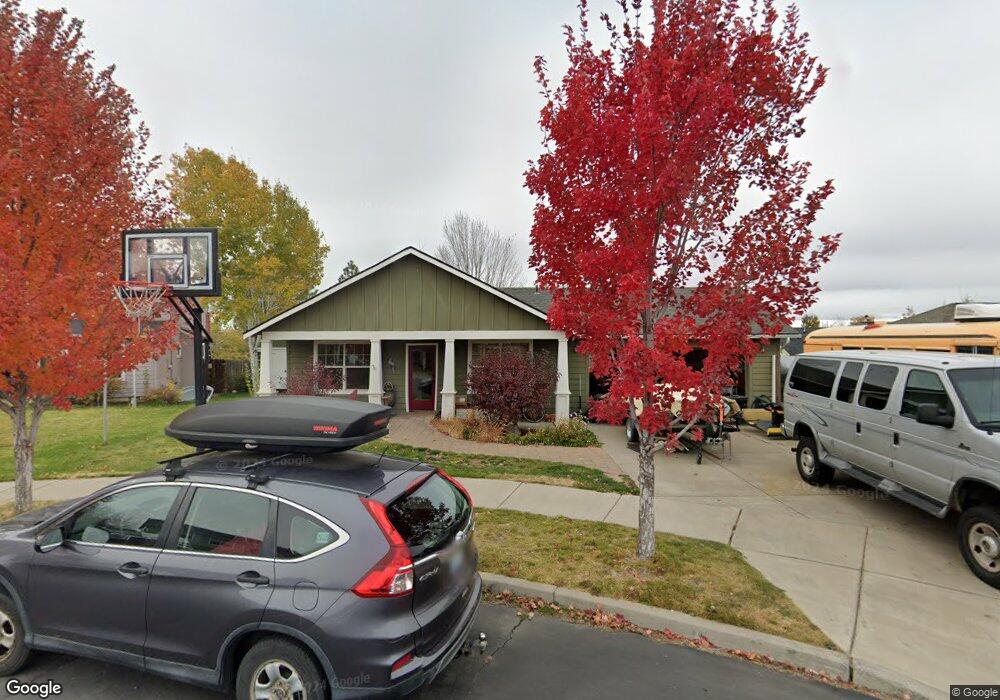 1059 SW 32nd Ct, Redmond, OR 97756 - photo 1