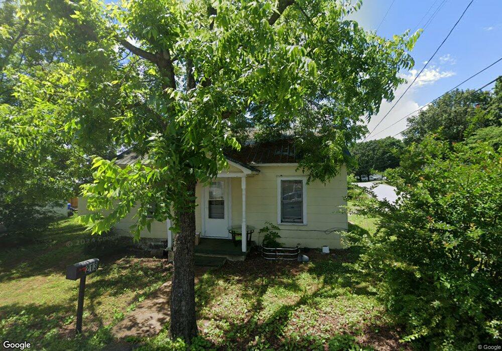 213 Farris St NW, Cleveland, TN 37312 - photo 1