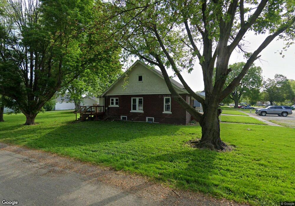 3320 Marion Ave, Mattoon, IL 61938 - photo 1