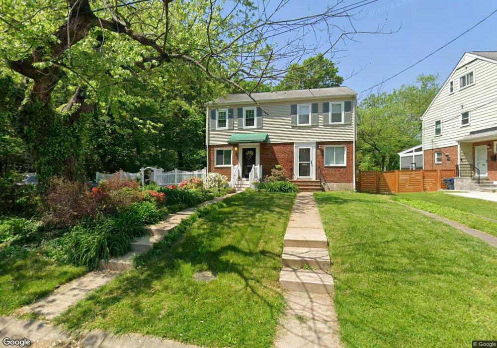 6908 Kenyon Dr, Alexandria, VA 22307 - photo 1