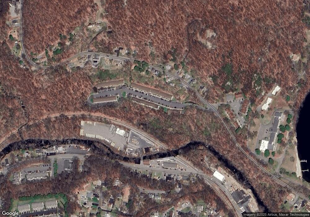 14 Treetop Ct, Bloomingdale, NJ 07403 - photo 1