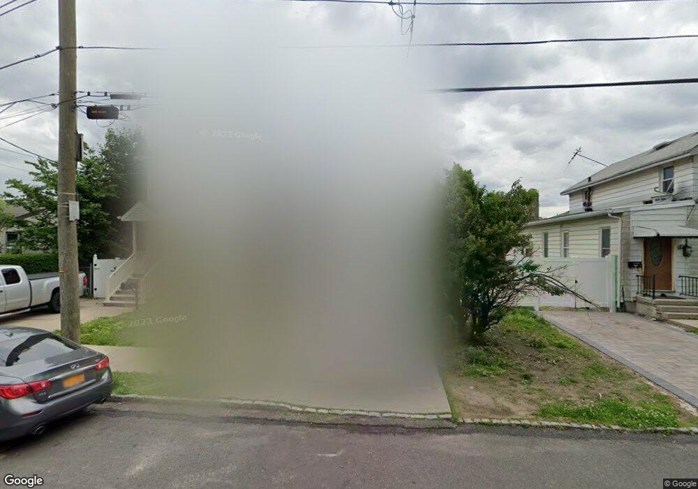 254-256 Melvin Ave, Staten Island, NY 10314 - photo 1