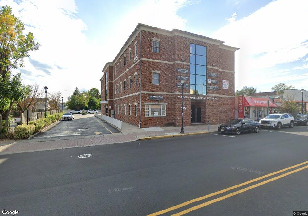 515 N Wood Ave unit 202, Linden, NJ 07036 - photo 1