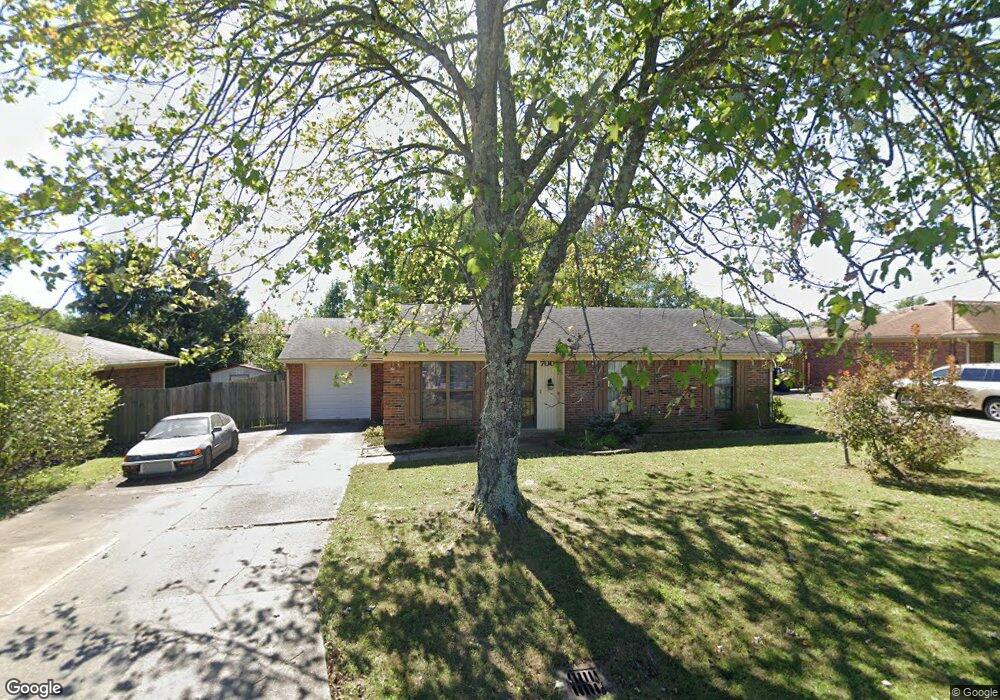 7006 Applegate Ln, Louisville, KY 40228 - photo 1