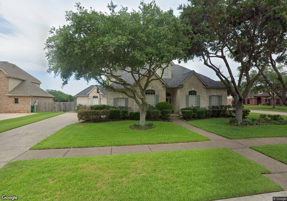 2832 Trevino Ct, Friendswood, TX 77546 - photo 1