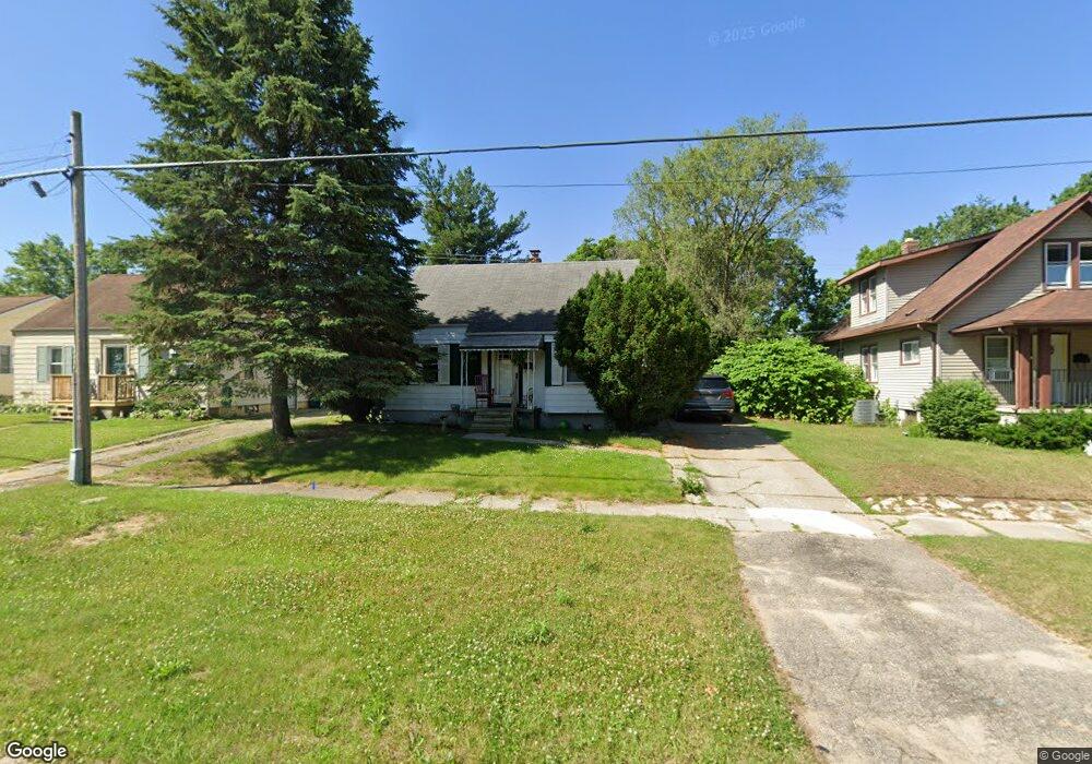 4102 Red Arrow Rd, Flint, MI 48507 - photo 1