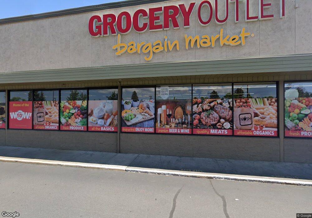 694 SE 3rd St unit C, Bend, OR 97702 - photo 1