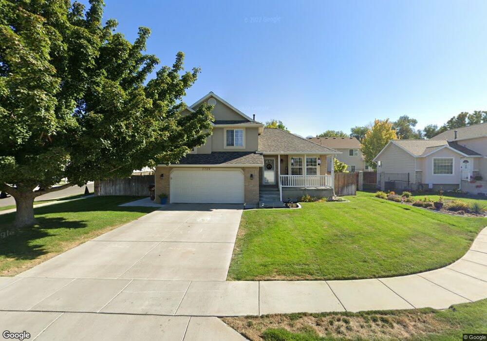 7729 Sharene Cir, Midvale, UT 84047 - photo 1