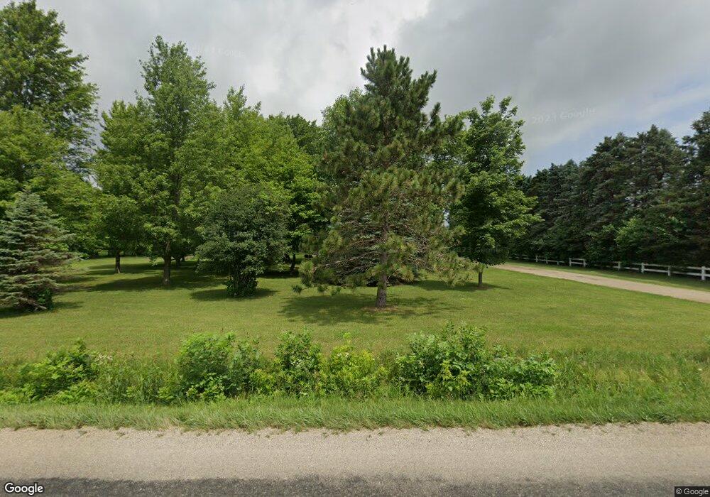 6862 W 1350 N, Nappanee, IN 46550 - photo 1