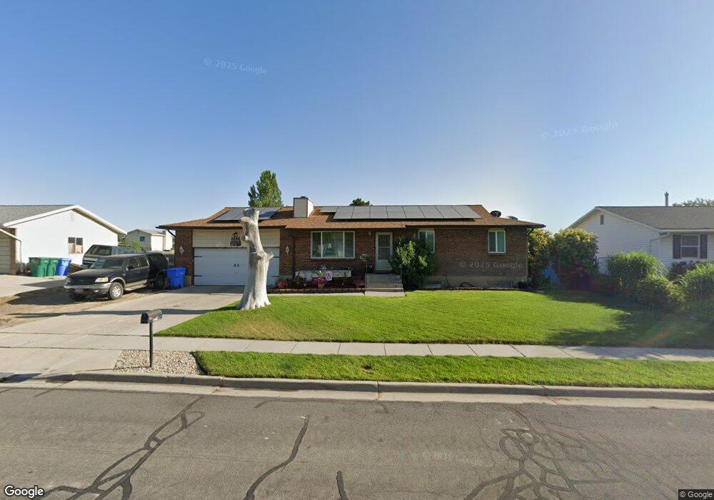 2090 W 12015 S, Riverton, UT 84065 - photo 1