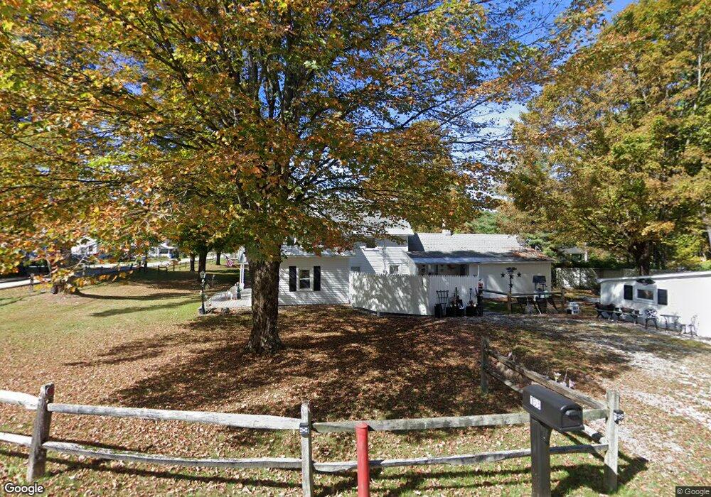 133 Andrews Ln, Arlington, VT 05250 - photo 1