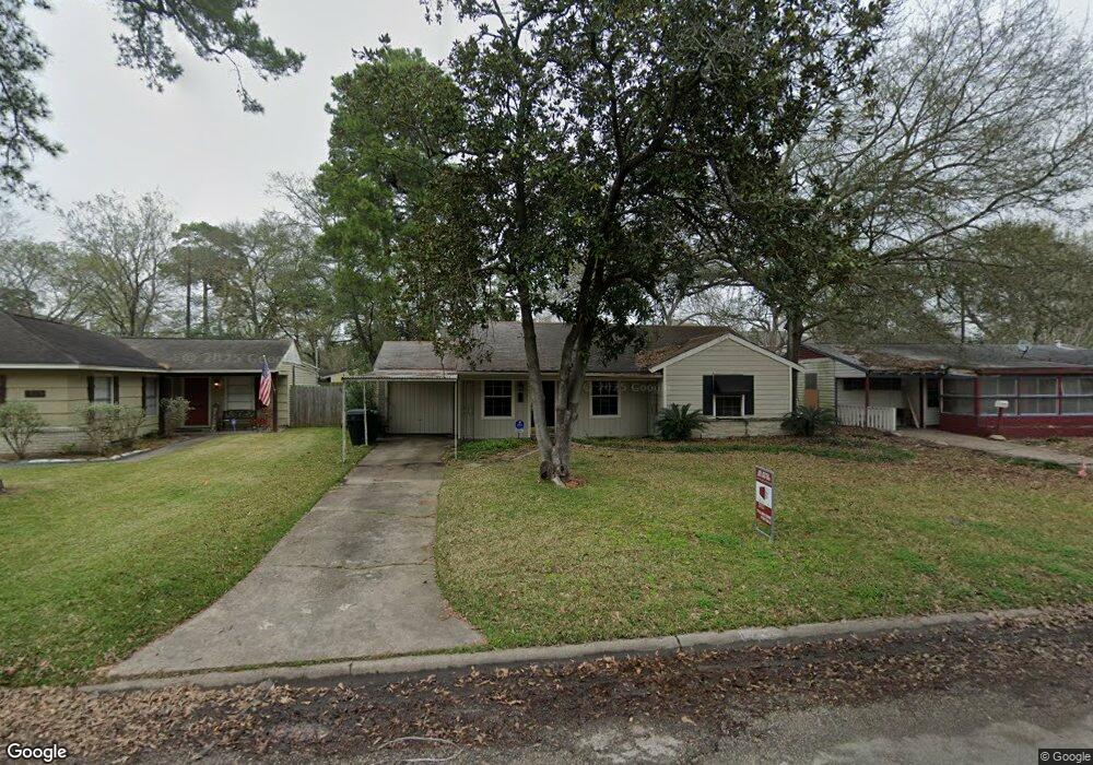 1422 Chamboard Ln, Houston, TX 77018 - photo 1