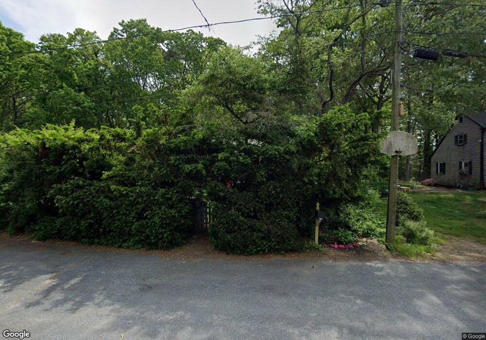 219 Hemlock Rd, Wakefield, RI 02879 - photo 1