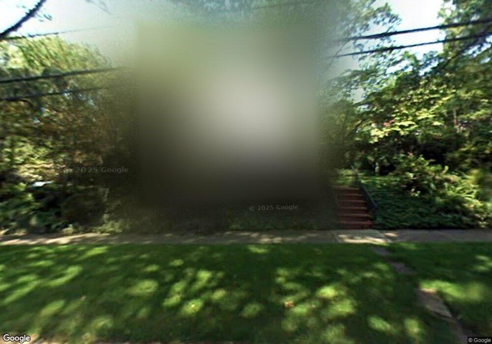 147 Manhasset Woods Rd, Manhasset, NY 11030 - photo 1