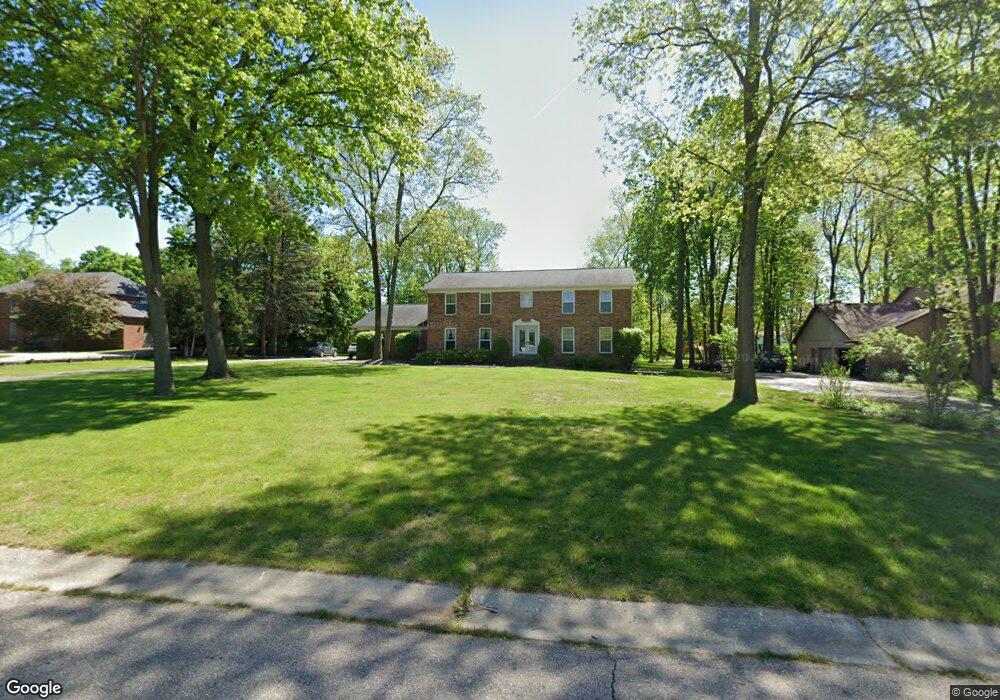 1196 Springborrow Dr, Flint, MI 48532 - photo 1