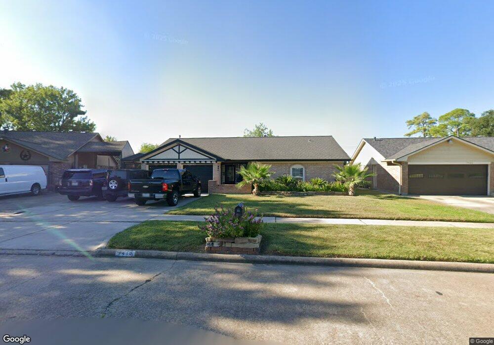 7410 Woodfern Dr, Houston, TX 77040 - photo 1