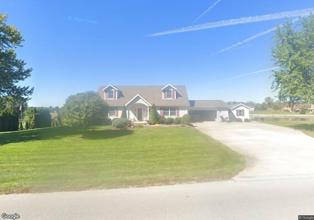 11173 Glynwood Rd, Wapakoneta, OH 45895 - photo 1