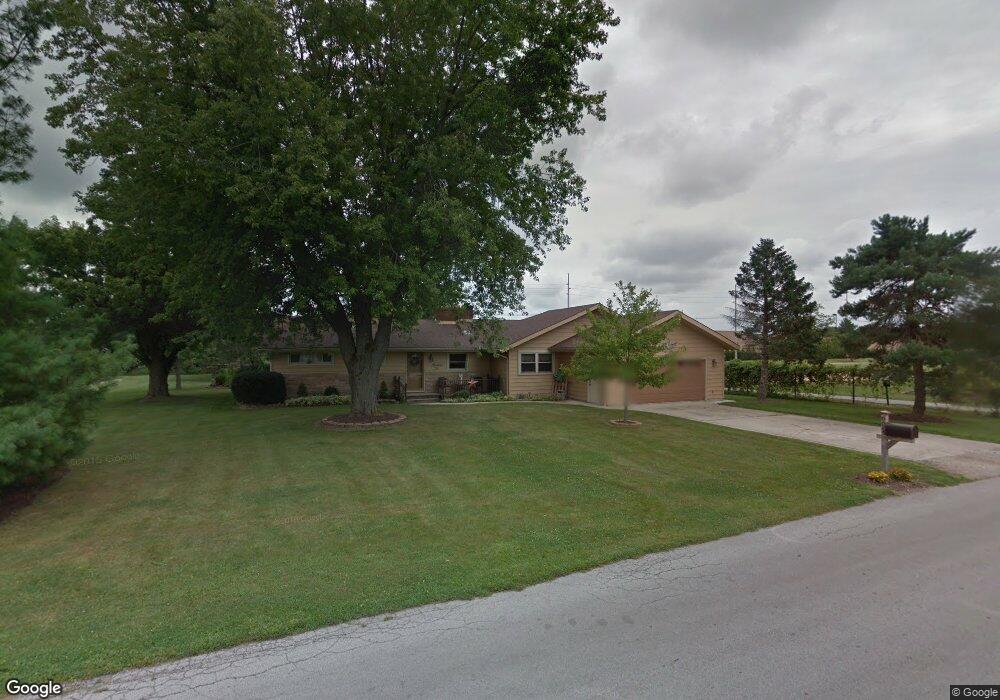 602 S Wagner Ave, Wapakoneta, OH 45895 - photo 1