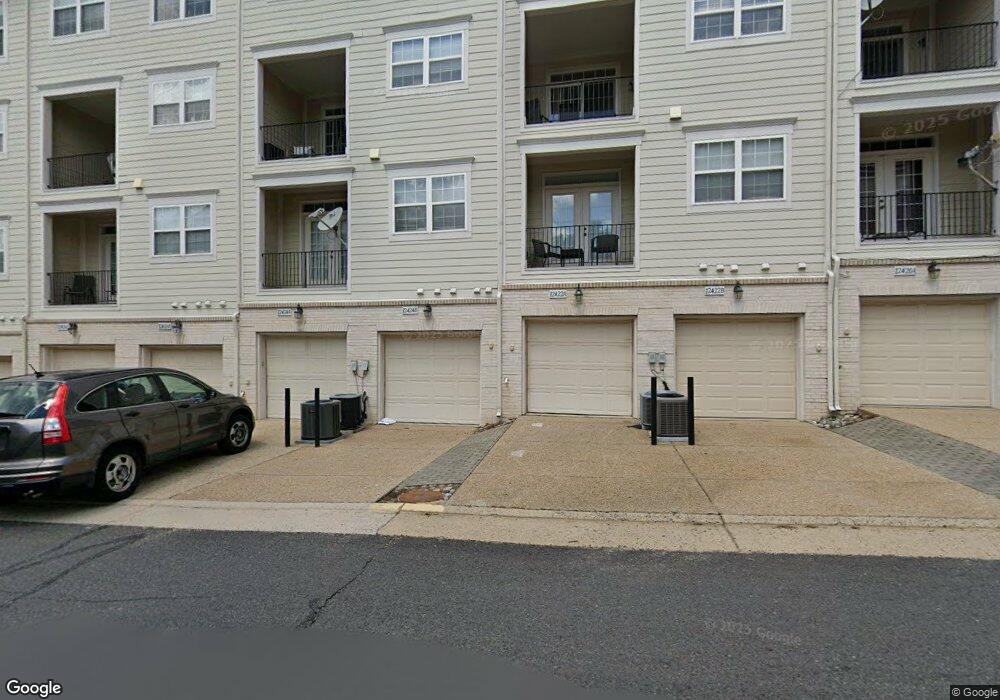 12418 B Liberty Bridge Rd, Fairfax, VA 22033 - photo 1