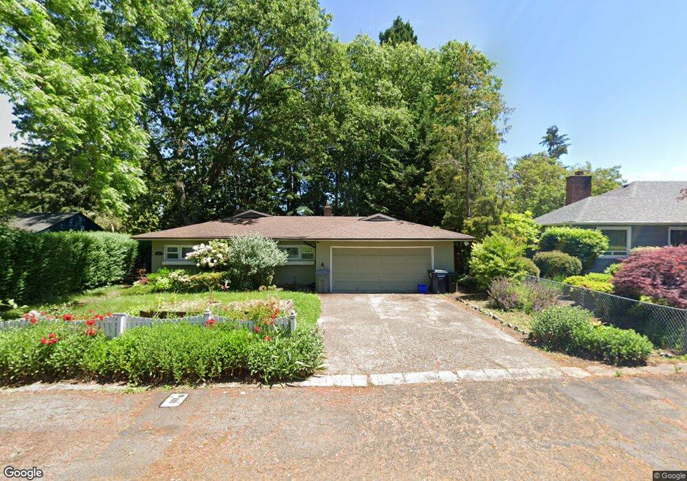 499 Walnut Ln, Eugene, OR 97401 - photo 1