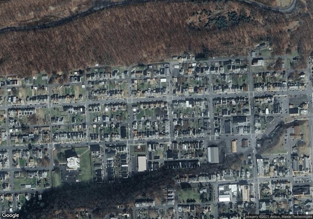 1116 W Walnut St, Coal Township, PA 17866 - photo 1