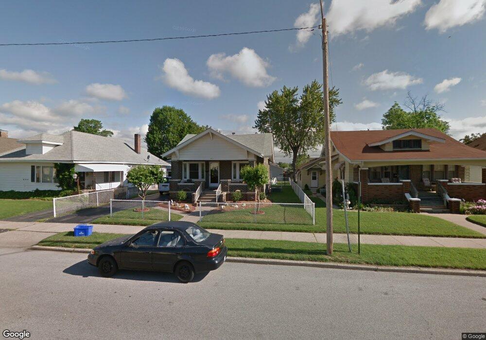 423 E Ferguson Ave, Wood River, IL 62095 - photo 1