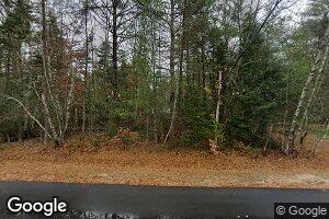 29 Woodridge Dr, Steep Falls, ME 04085