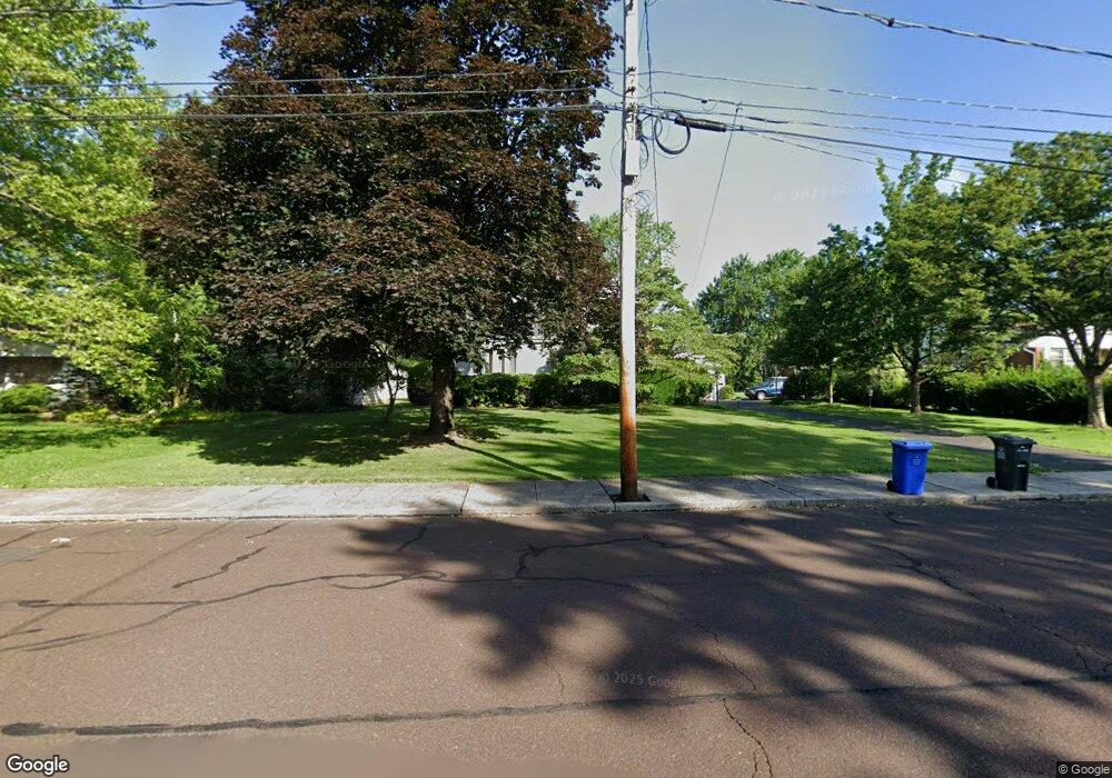 320 Edgemont Ave, Quakertown, PA 18951 - photo 1