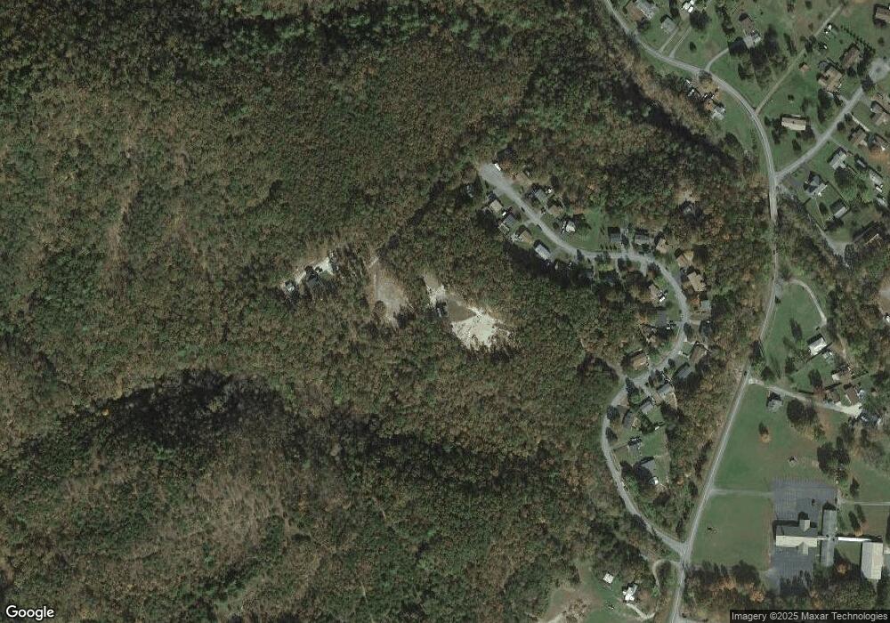 109 Falcon Ridge Rd, Clifton Forge, VA 24422 - photo 1